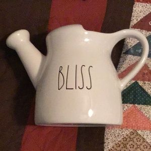 Rae Dunn watering can